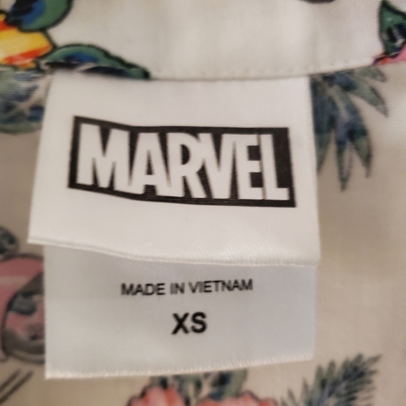 Marvel Avengers What If Men’s XS Hawaiian Shirt Spider-Man - Picture 6 of 7